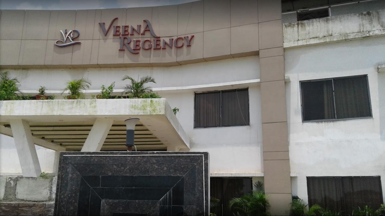 Hotel Veena Regency Chās Exterior foto